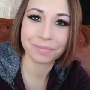 Meet your Posher, Candice